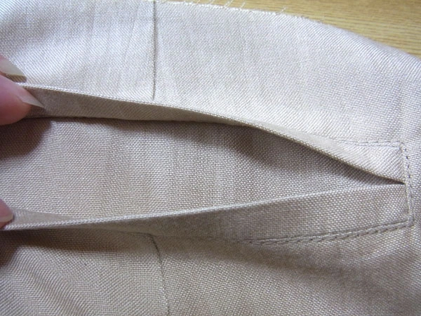 Temporary stitching of pocket and pants