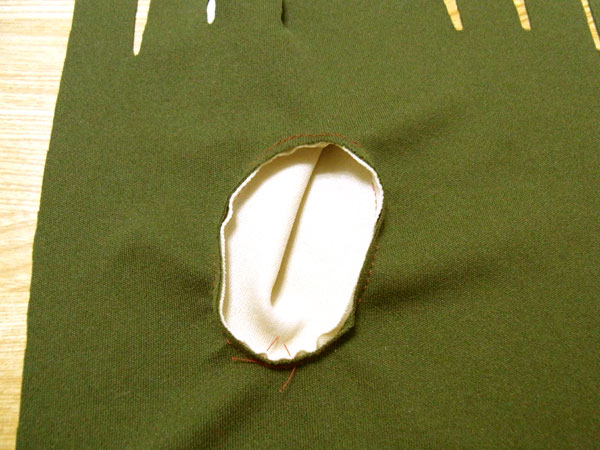 Sewing a small curved opening for glove thumb