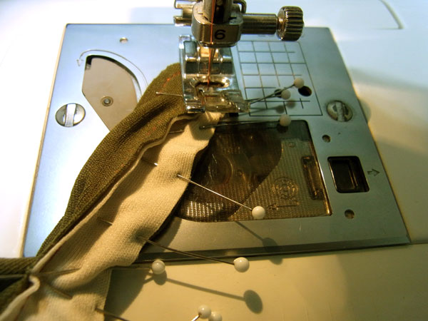 Sewing glove finger tips without catching fabric