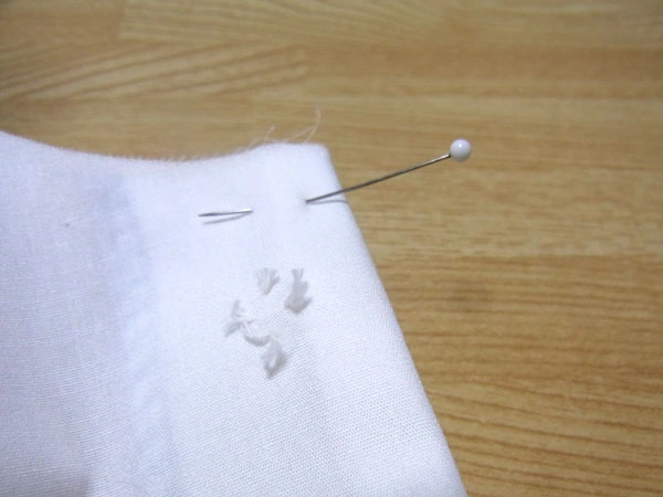 Pinning blouse hem side seam allowance