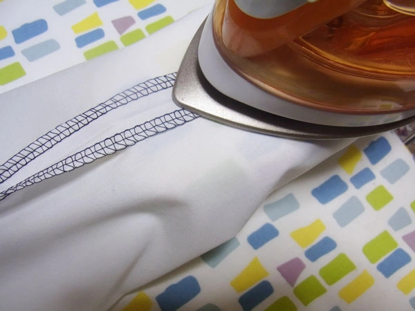 Pinning sleeve sides together